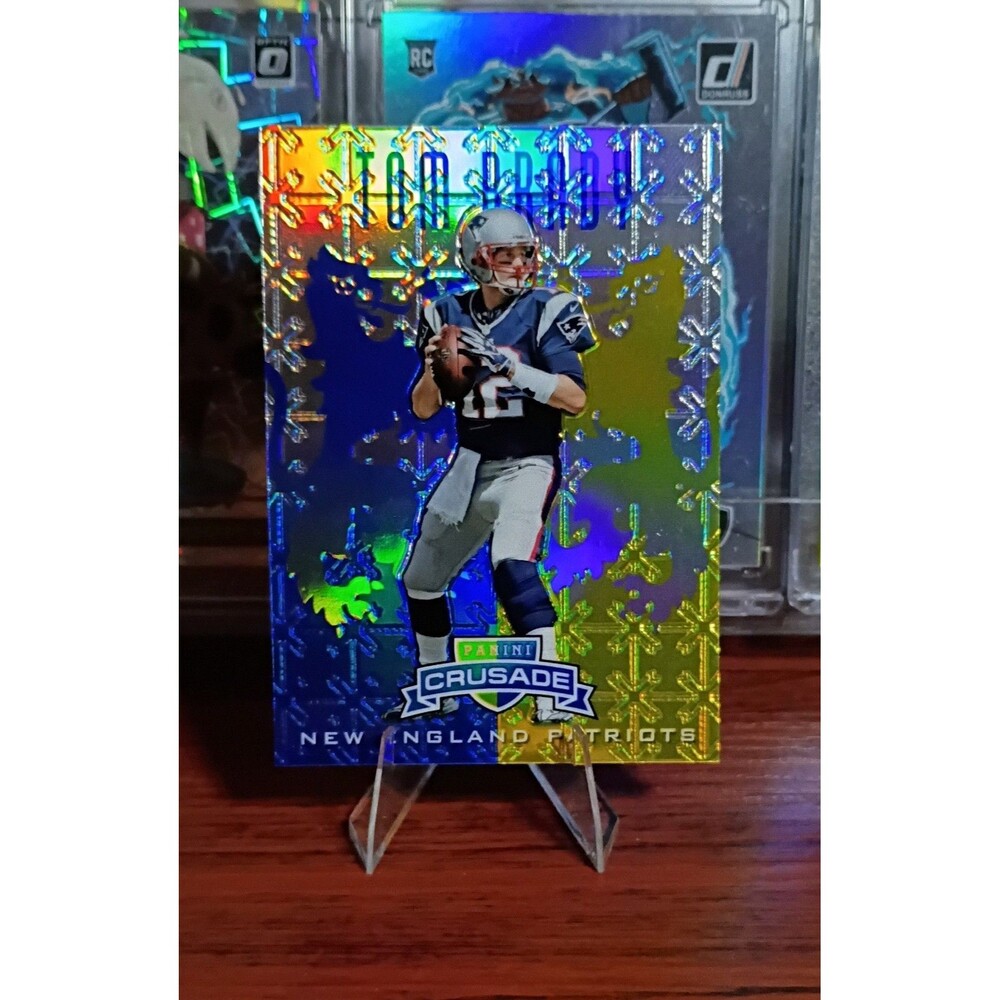 2013 Panini Rookies & Stars - Crusade Tom Brady #10 Blue Invest GOAT TB12